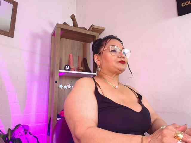 EllenaBoobs webcam