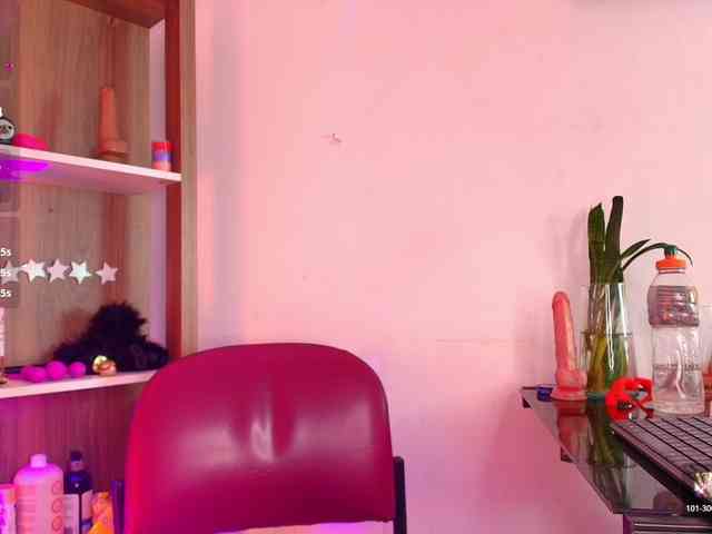 EllenaBoobs webcam