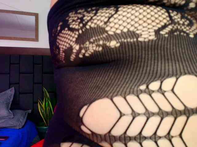 EllenaBoobs webcam