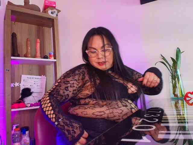 EllenaBoobs webcam