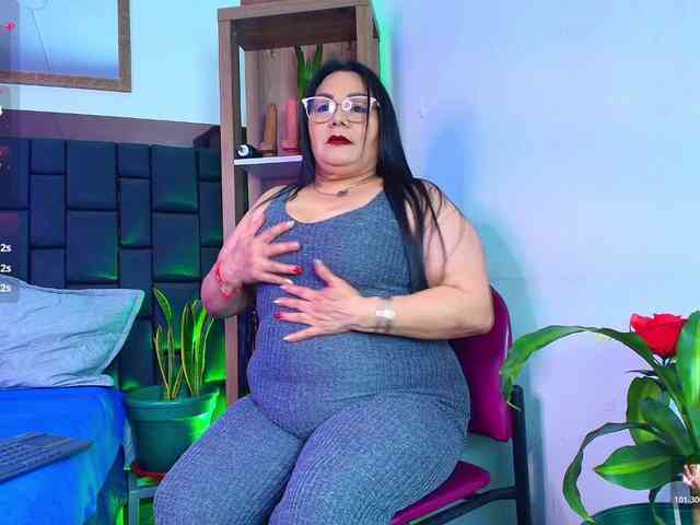 EllenaBoobs webcam