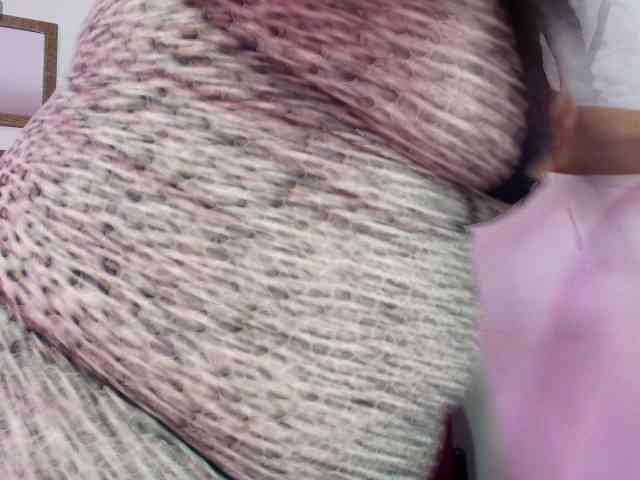 EllenaBoobs webcam