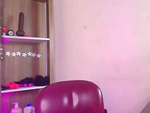 EllenaBoobs webcam