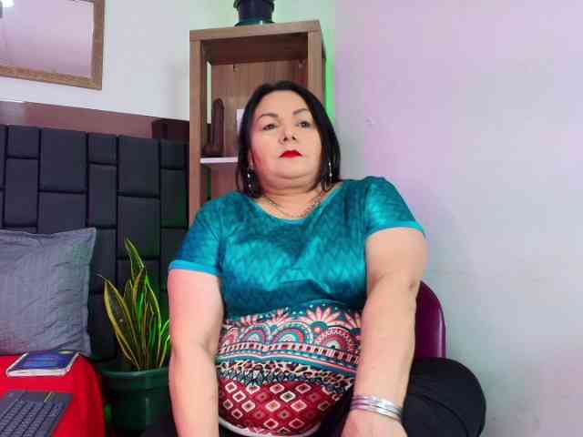 EllenaBoobs webcam