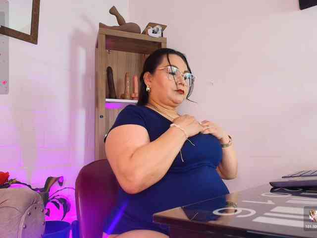 EllenaBoobs webcam