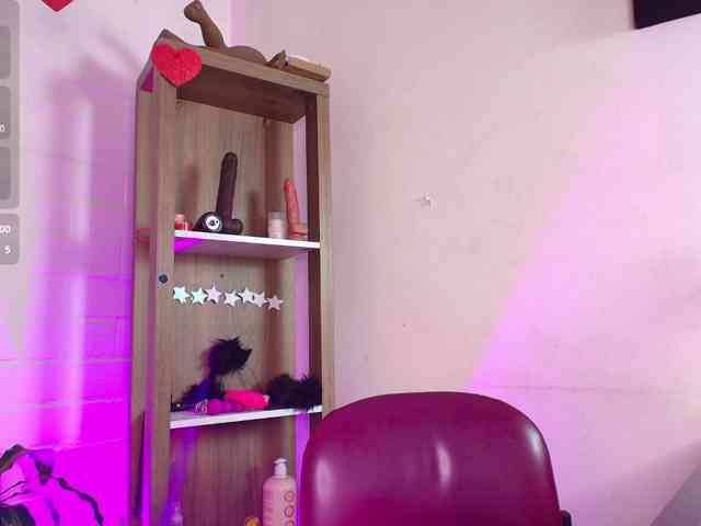 EllenaBoobs webcam