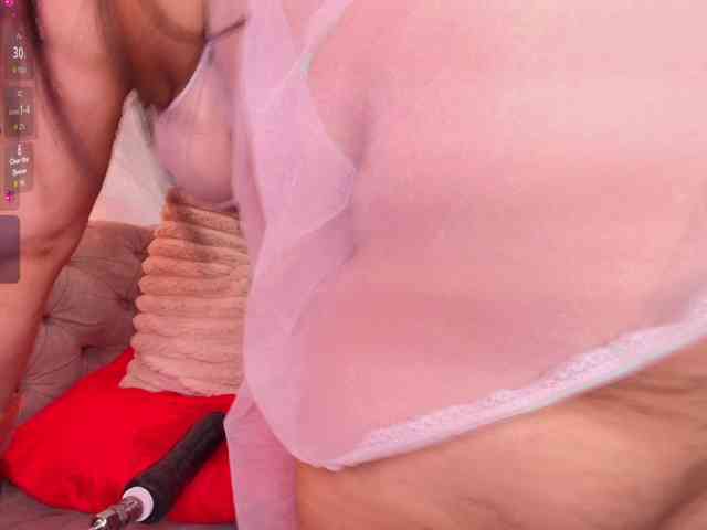 EllenaBoobs webcam