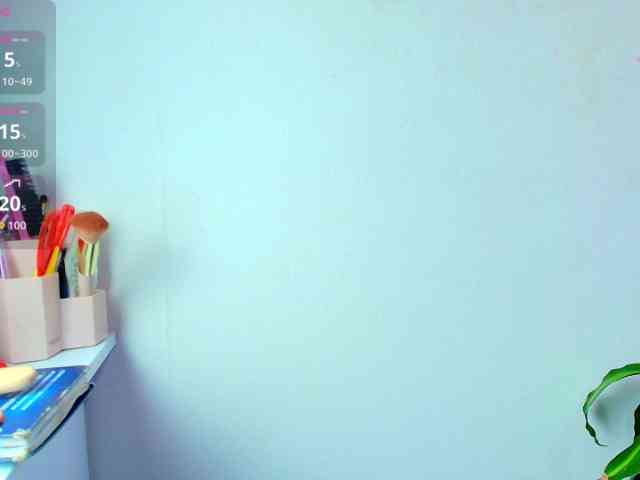 EllenaBoobs webcam
