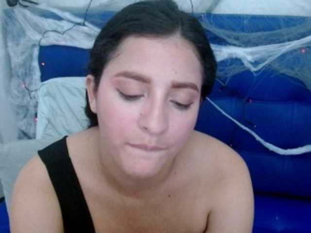 Alanaa-sweety2 live cam on BongaCams