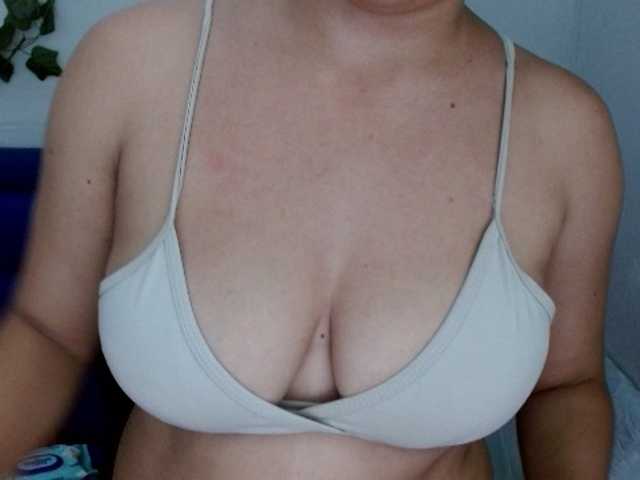 Alanaa-sweety2 live cam on BongaCams