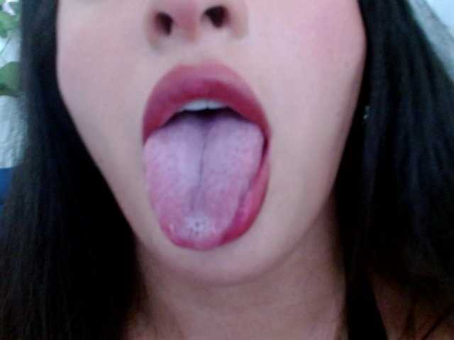 Alanaa-sweety2 live cam on BongaCams