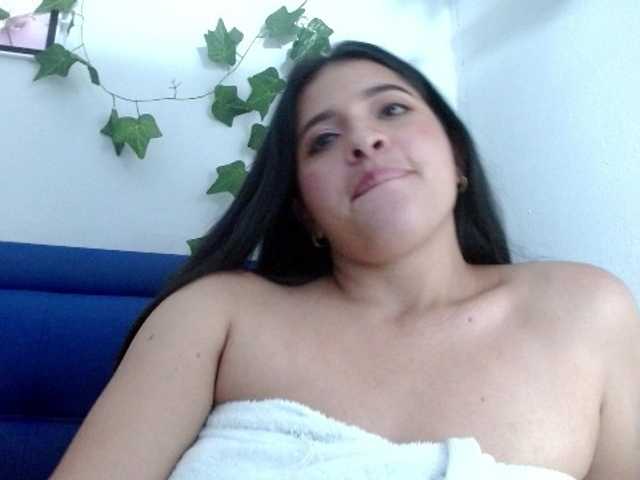 Alanaa-sweety2 live cam on BongaCams