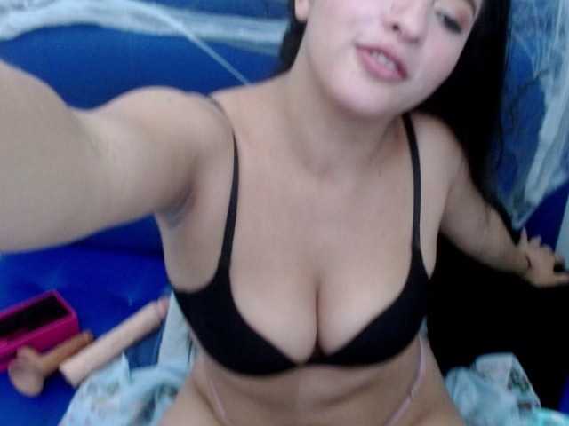 Alanaa-sweety2 live cam on BongaCams