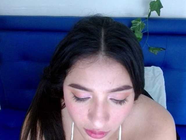 Alanaa-sweety2 live cam on BongaCams