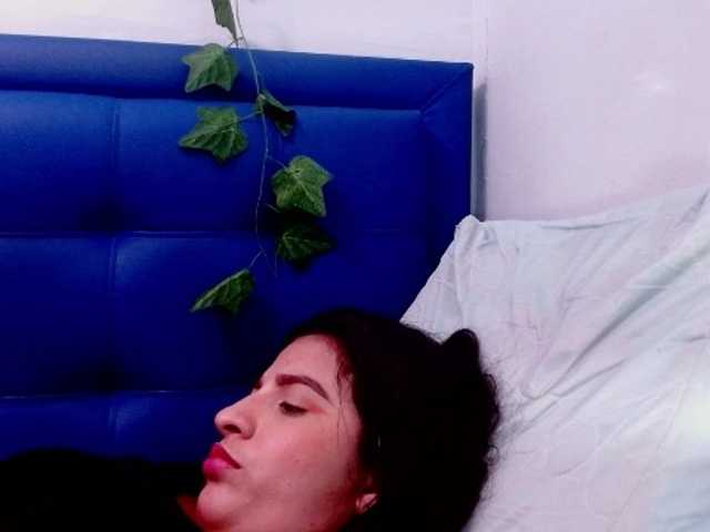 Alanaa-sweety2 live cam on BongaCams