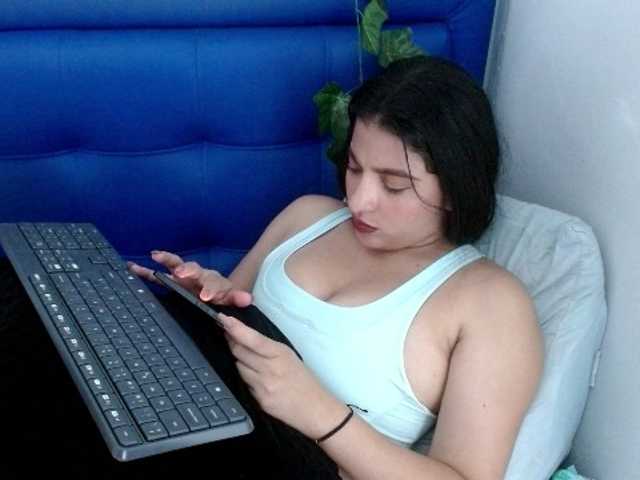 Alanaa-sweety2 live cam on BongaCams