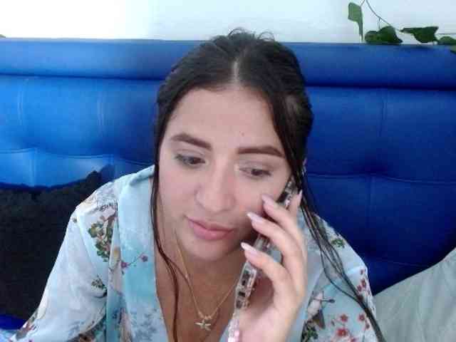 Alanaa-sweety2 Live Webcam on BongaCams