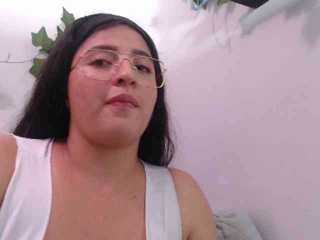 Alanaa-sweety2