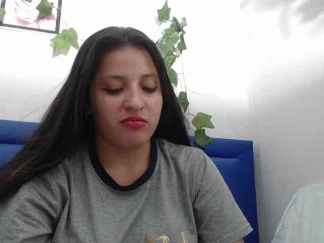 Alanaa-sweety2