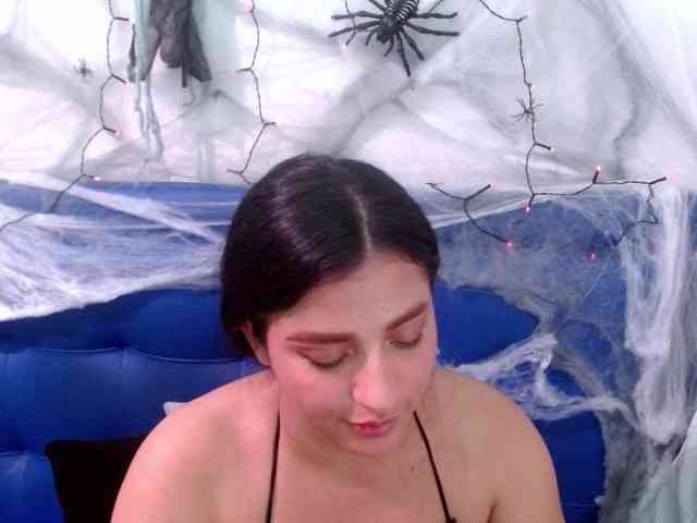 Alanaa-sweety2