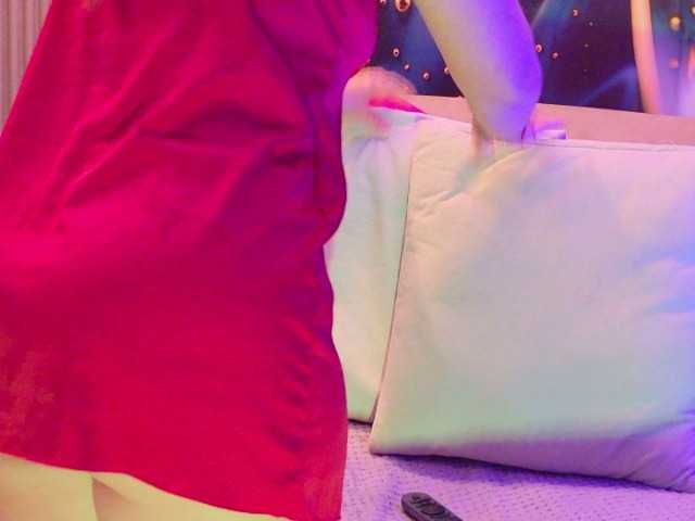 SCARLETTE04 live cam on BongaCams