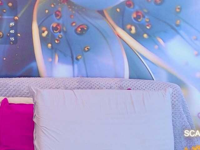 SCARLETTE04 live cam preview