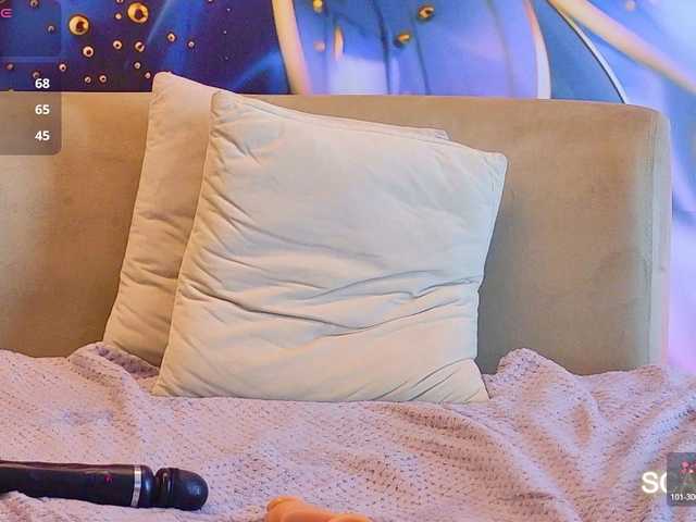 SCARLETTE04 live cam on BongaCams