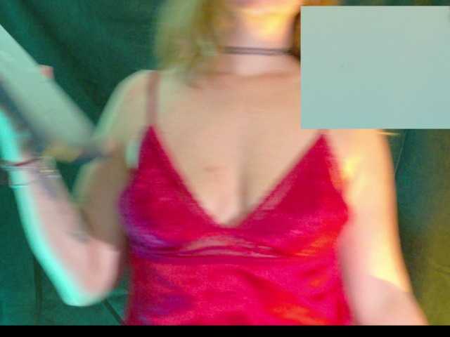 SCARLETTE04 live cam on BongaCams