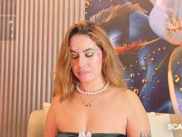 SCARLETTE04 live cam on BongaCams