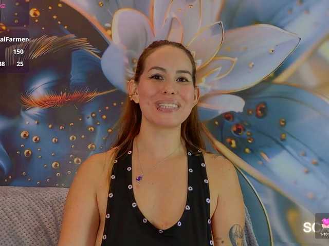 SCARLETTE04 live cam on BongaCams