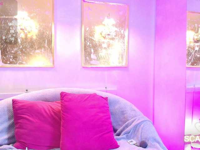 SCARLETTE04 live cam on BongaCams