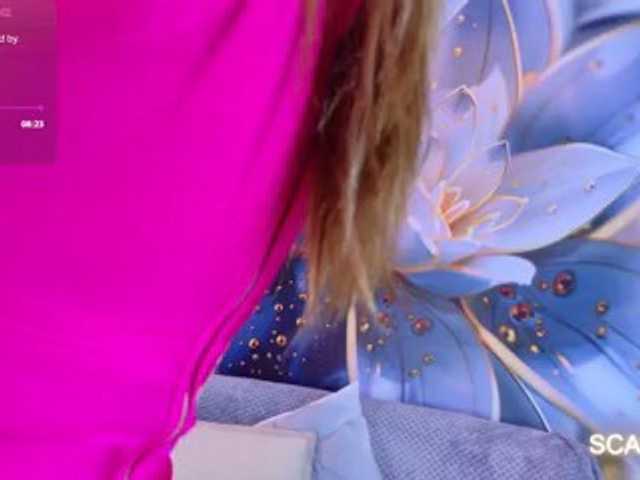SCARLETTE04 live cam on BongaCams