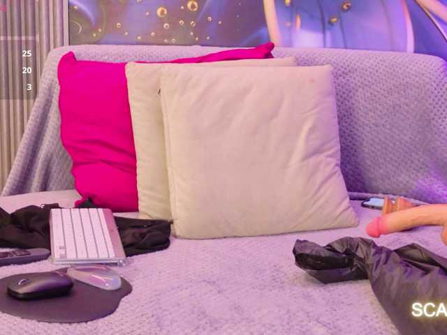 SCARLETTE04 live cam on BongaCams