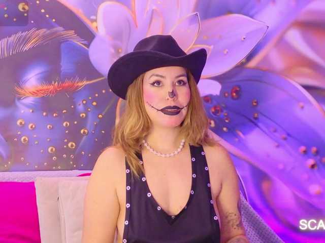 SCARLETTE04 live cam on BongaCams