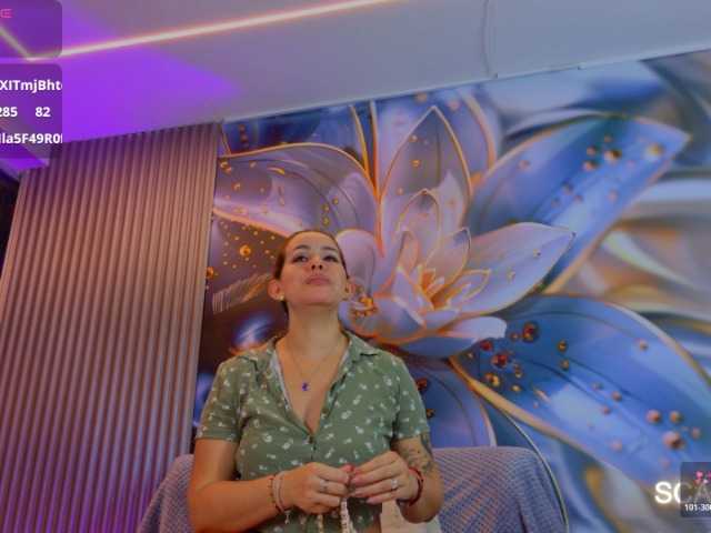 SCARLETTE04 live cam on BongaCams