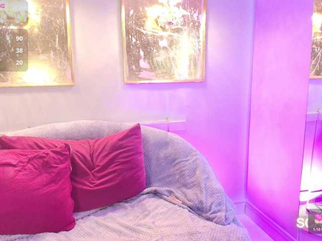 SCARLETTE04 live cam on BongaCams