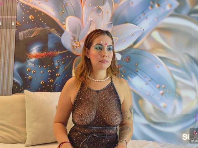 SCARLETTE04 live cam on BongaCams