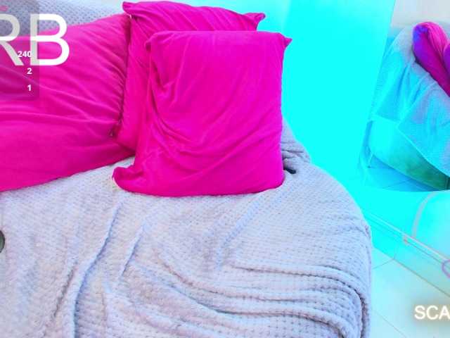 SCARLETTE04 live cam on BongaCams