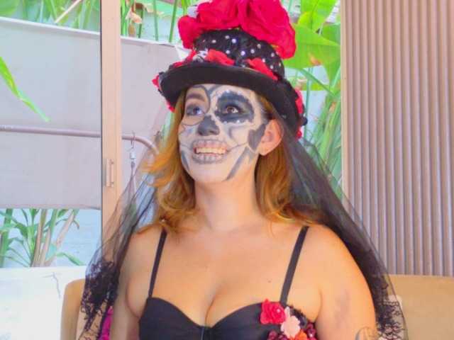 SCARLETTE04 live cam on BongaCams