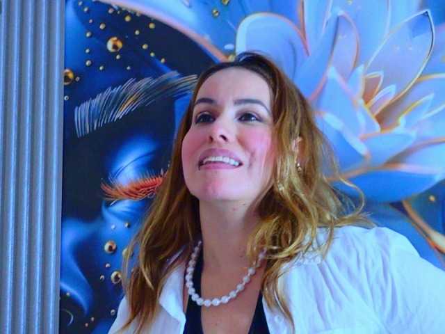 SCARLETTE04 live cam on BongaCams
