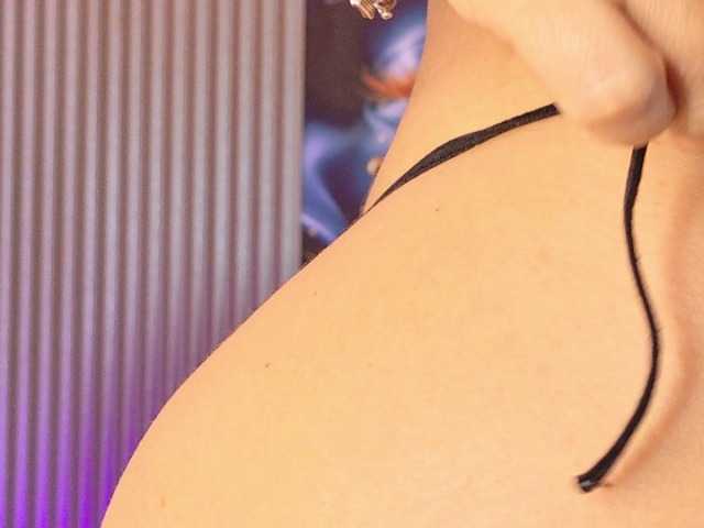 SCARLETTE04 live cam on BongaCams