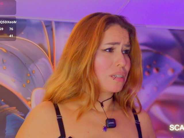 SCARLETTE04 live cam on BongaCams