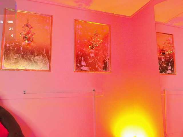 SCARLETTE04's BongaCams show and profile