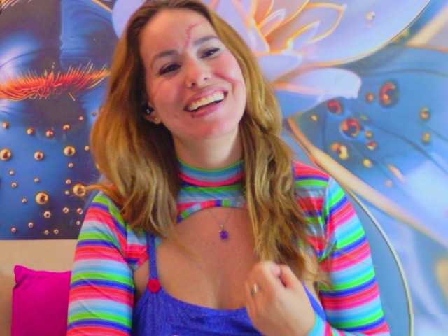 SCARLETTE04 live cam on BongaCams