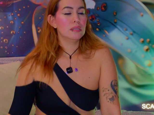 SCARLETTE04 live cam on BongaCams