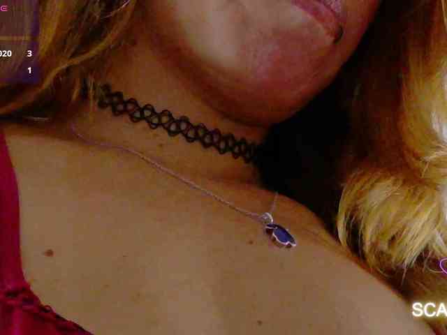 SCARLETTE04 webcam