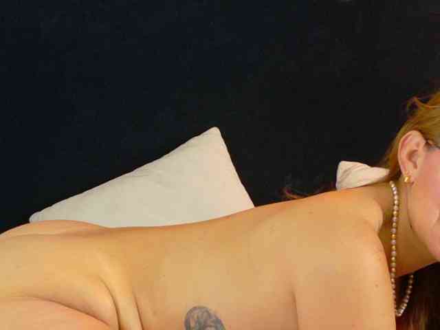 SCARLETTE04 webcam