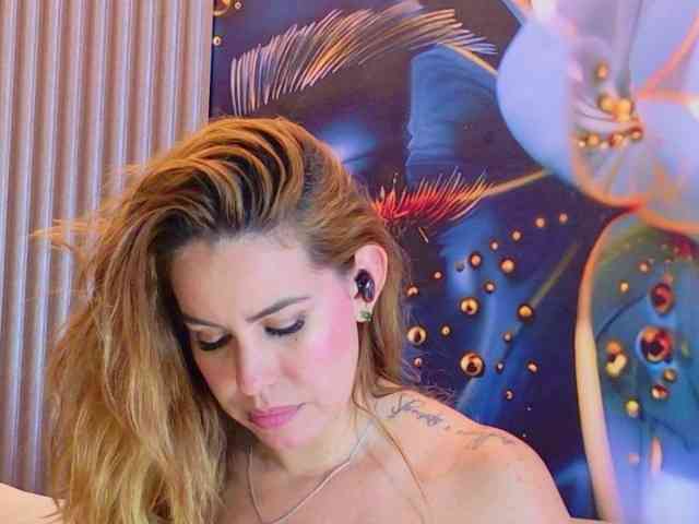 SCARLETTE04 webcam