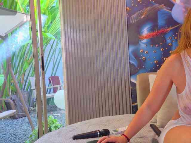 SCARLETTE04 webcam