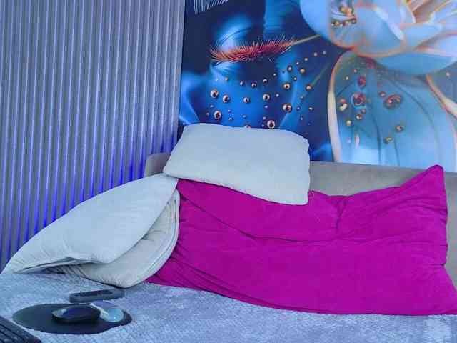 SCARLETTE04 webcam
